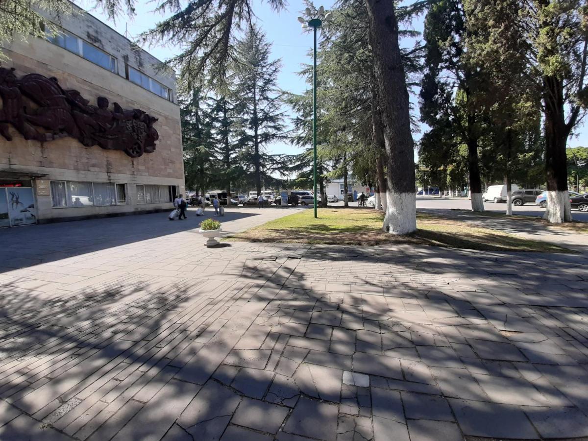 Гостиница "Курорт" Pitsunda Exterior foto